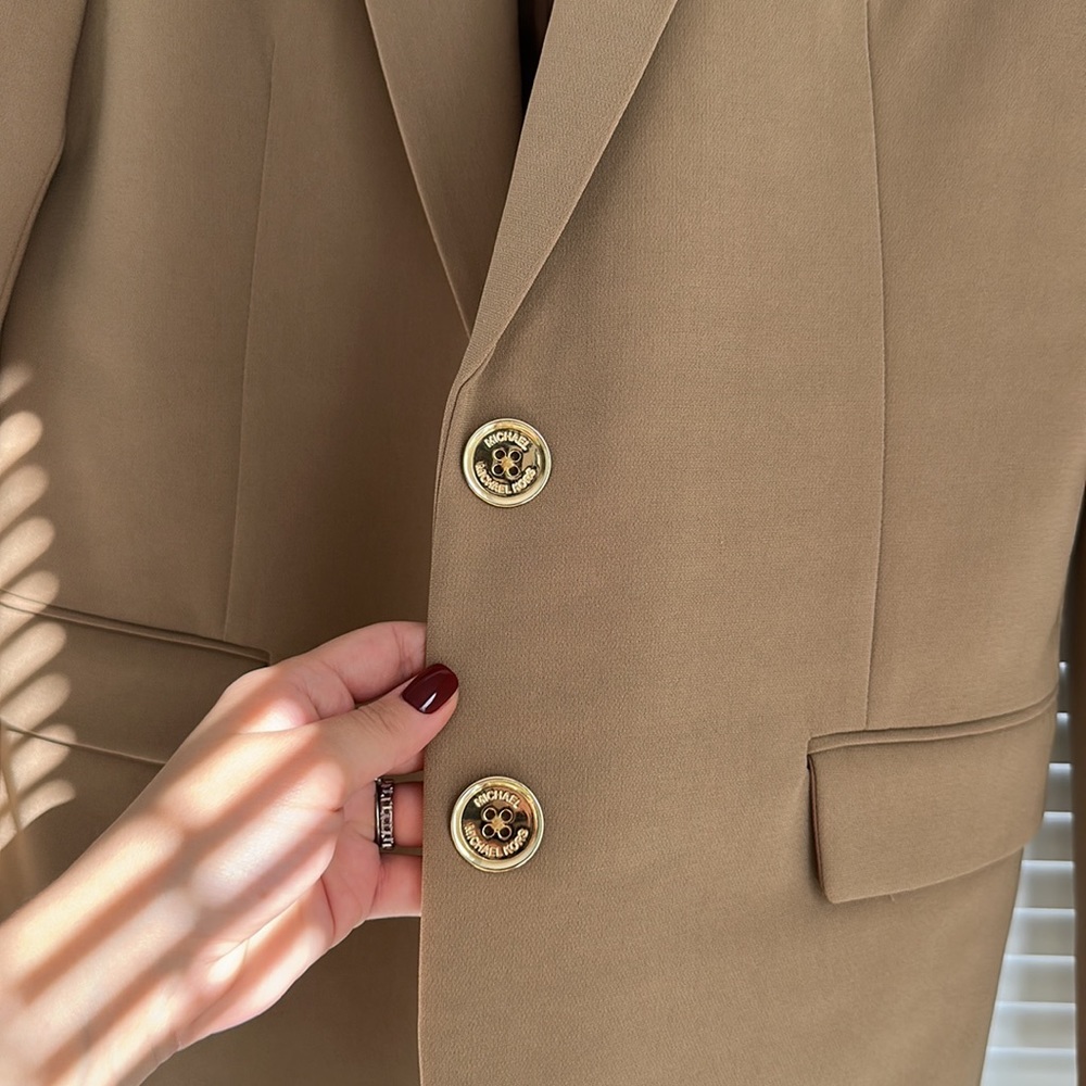 Michael Kors blazer - Picture 2 of 9